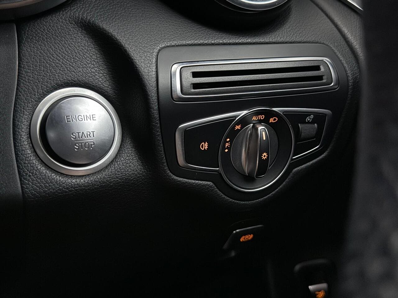 Mercedes-Benz GLC thumbnail Misc Controls