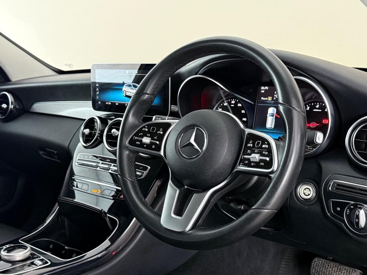 Mercedes-Benz C Class thumbnail Steering Wheel