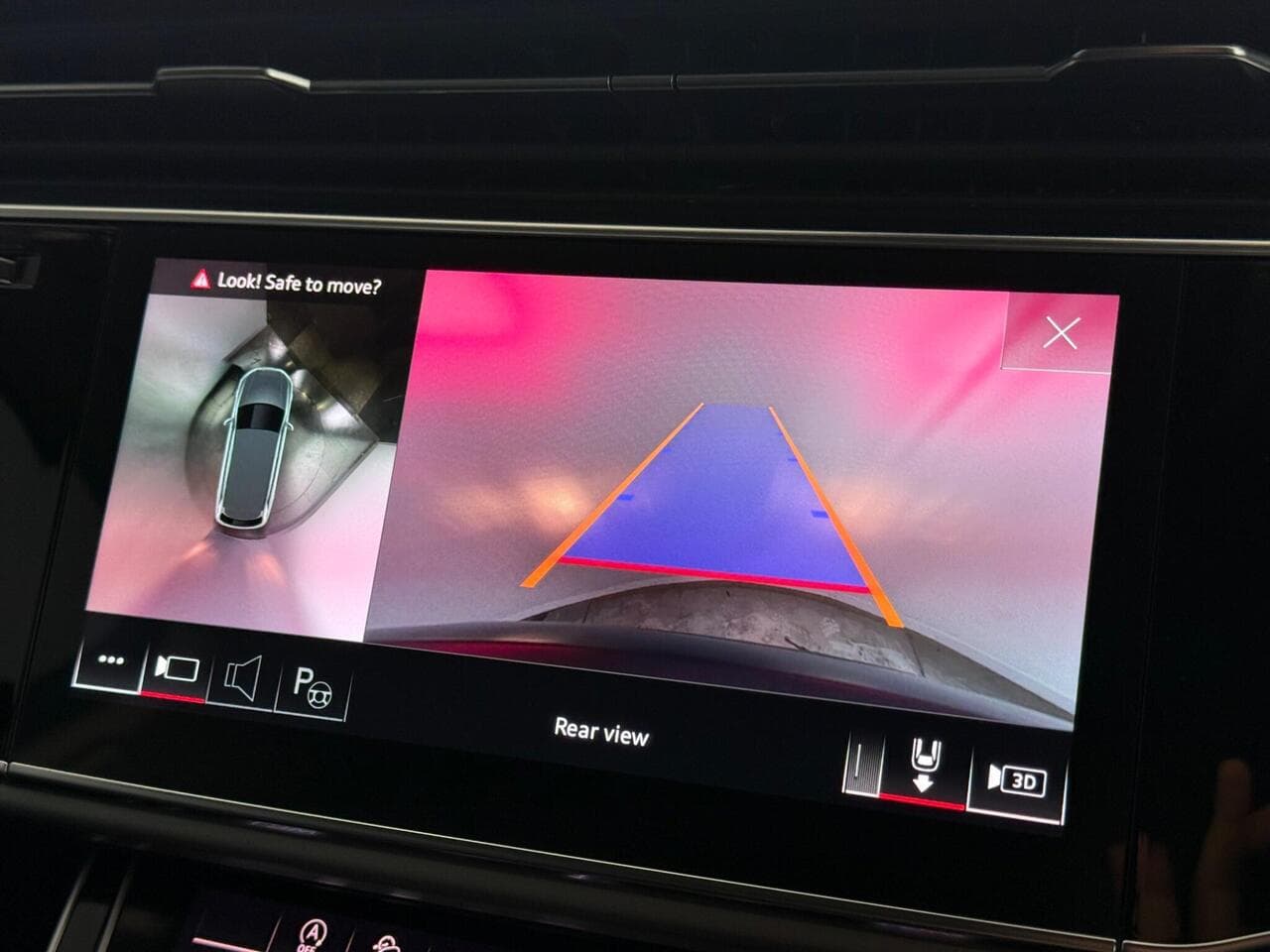 Audi Q7 thumbnail Infotainment System