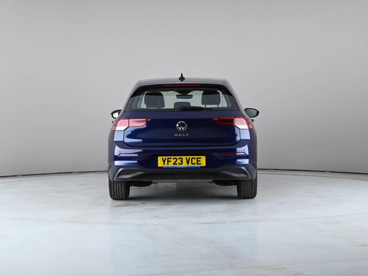 Volkswagen Golf thumbnail Rear
