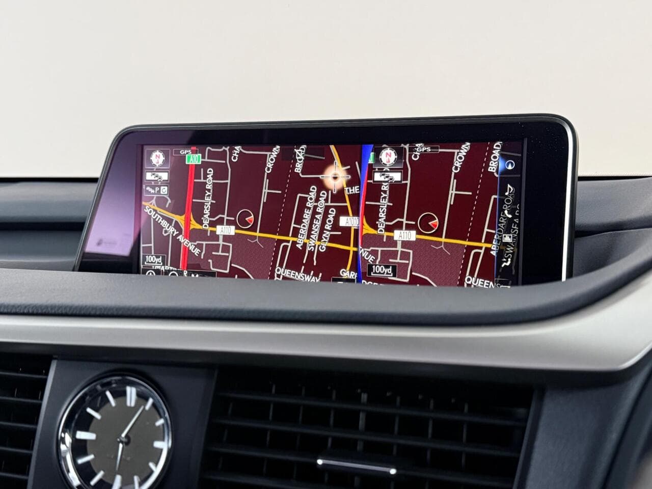 Lexus RX thumbnail Infotainment System