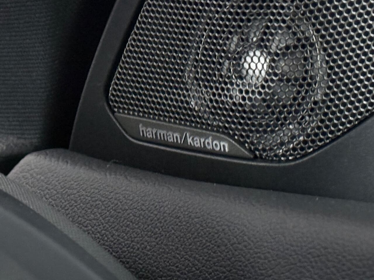 BMW 2 Series Gran Coupe thumbnail Misc Controls