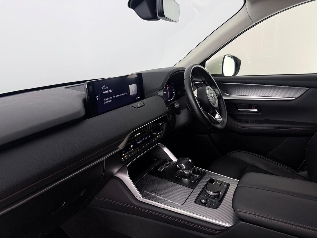 Mazda CX-60 thumbnail Interior Front