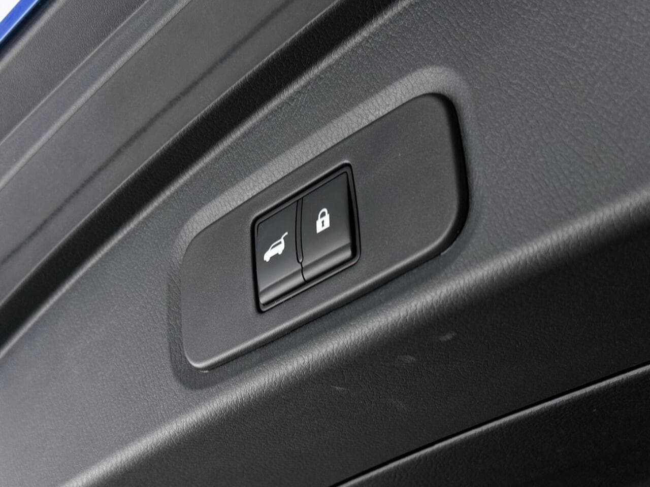 Nissan Qashqai thumbnail Misc Controls