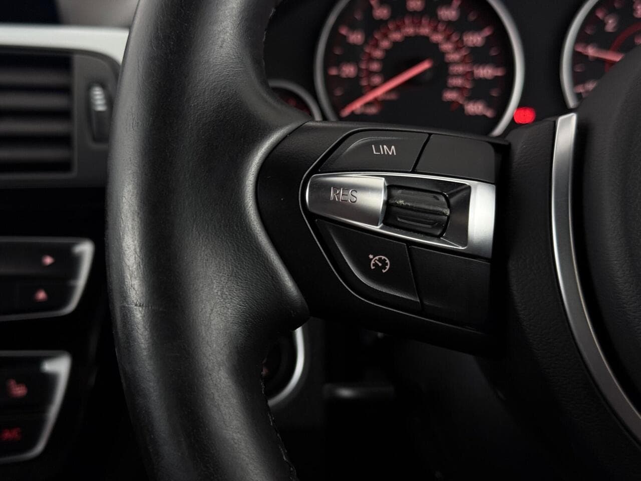 BMW 3 Series thumbnail Misc Controls