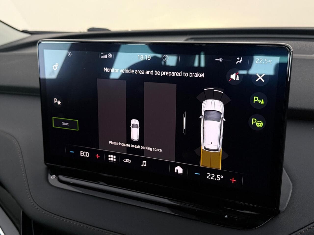 Skoda Enyaq thumbnail Infotainment System