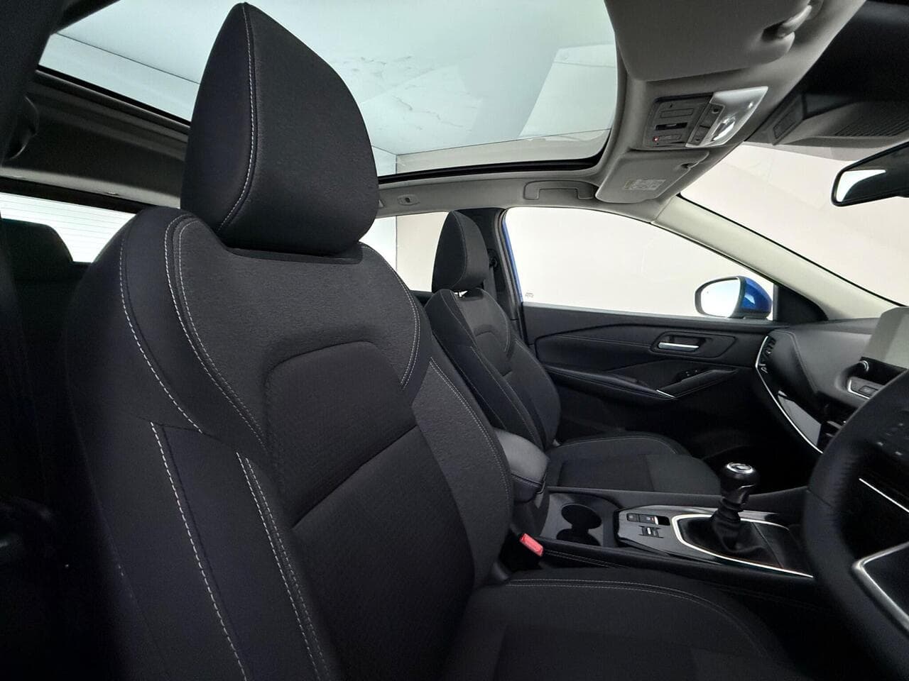 Nissan Qashqai thumbnail Seat Driver