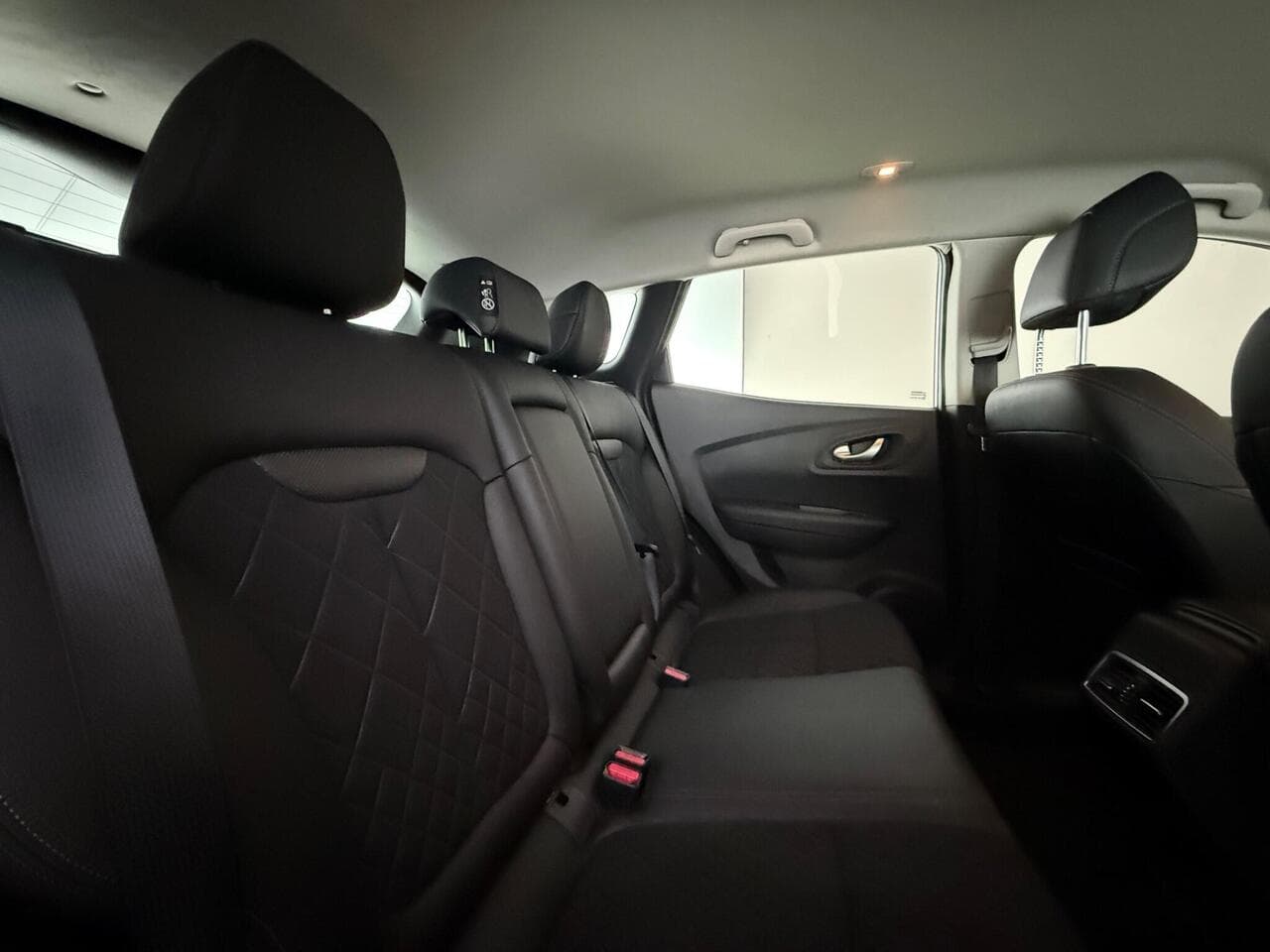 Renault Kadjar thumbnail Seats Rear