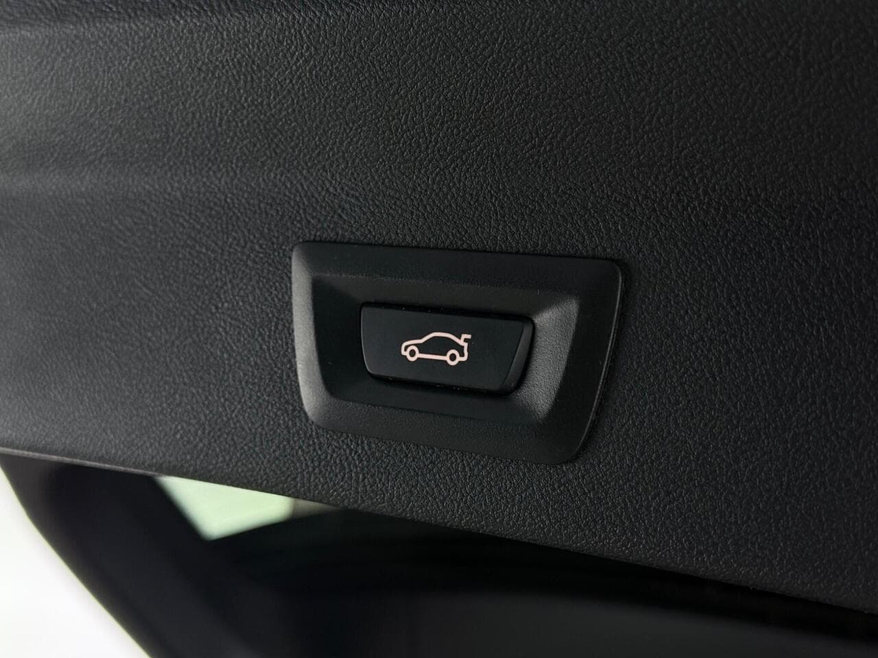 BMW X3 thumbnail Misc Controls