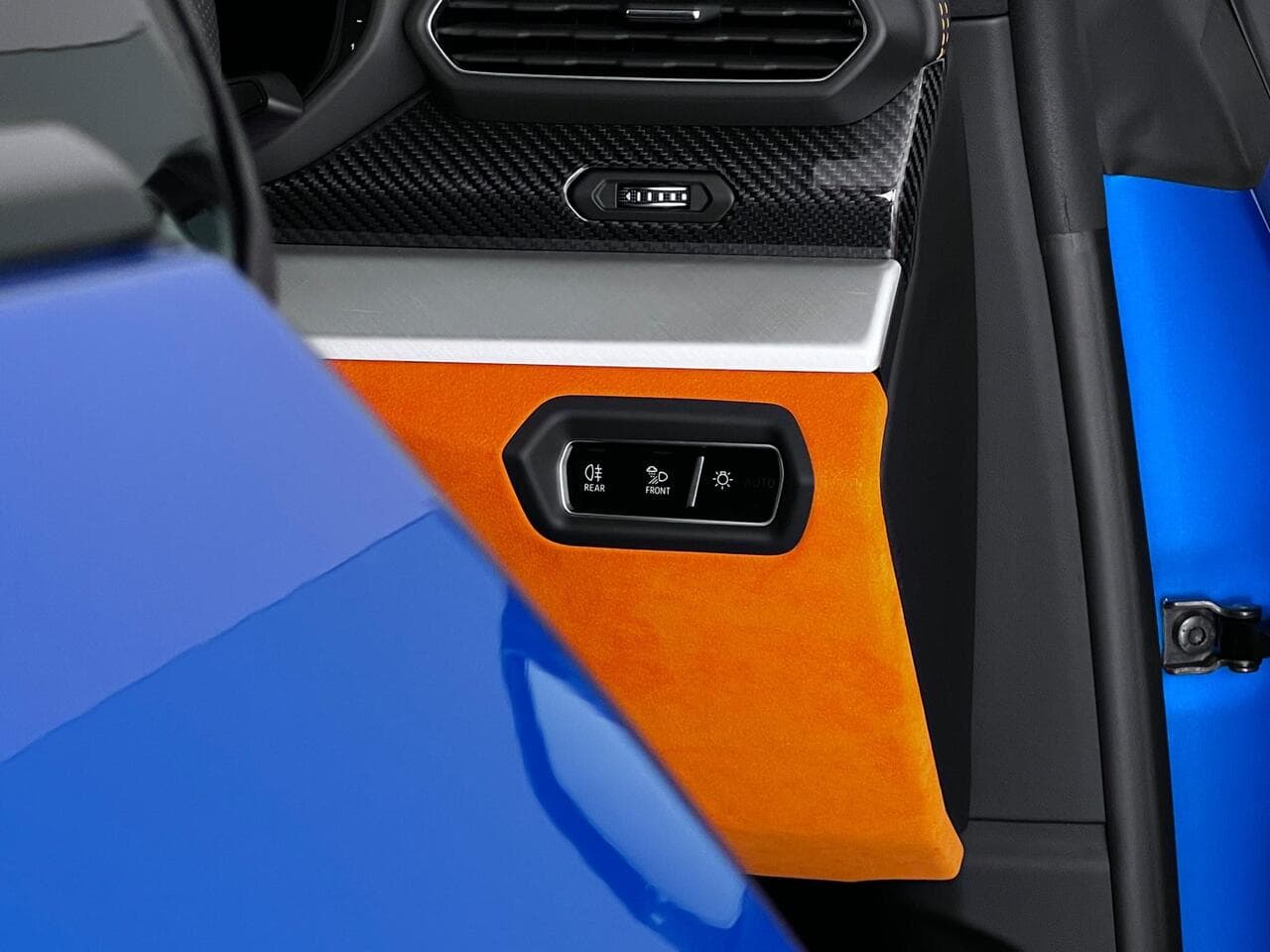 Lamborghini Urus thumbnail Misc Controls