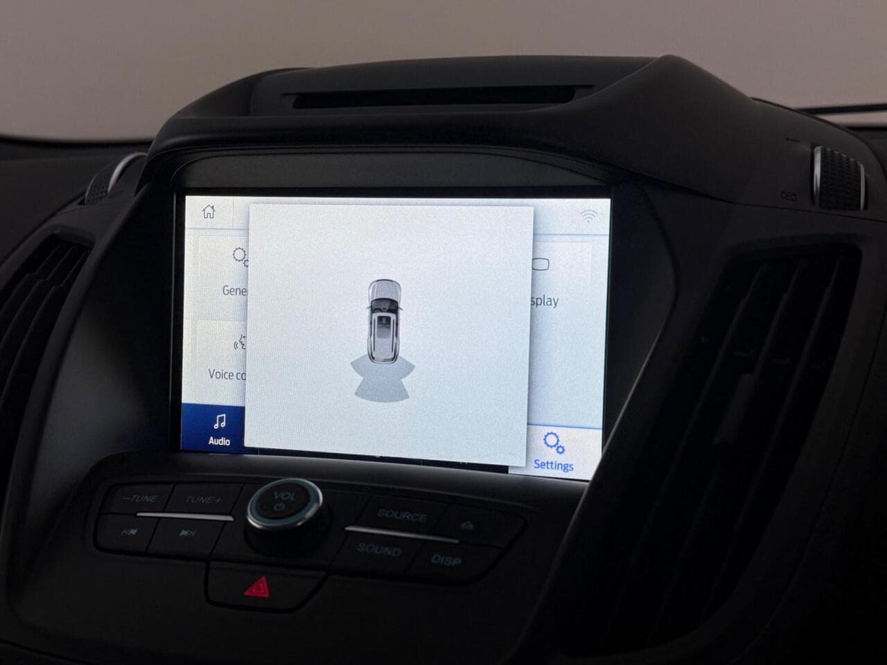 Ford Kuga thumbnail Infotainment System