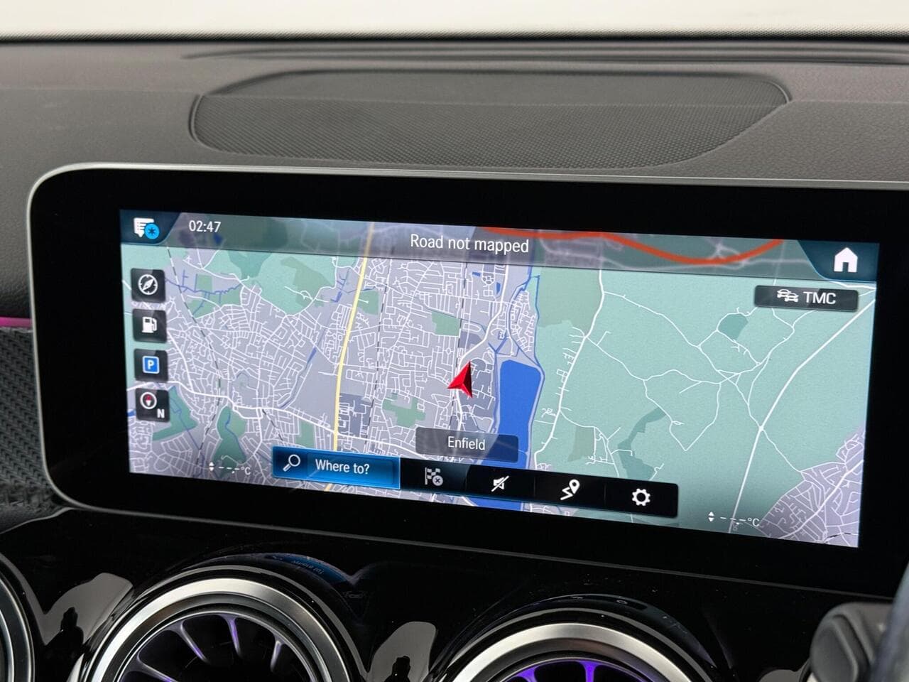 Mercedes-Benz GLB thumbnail Infotainment System