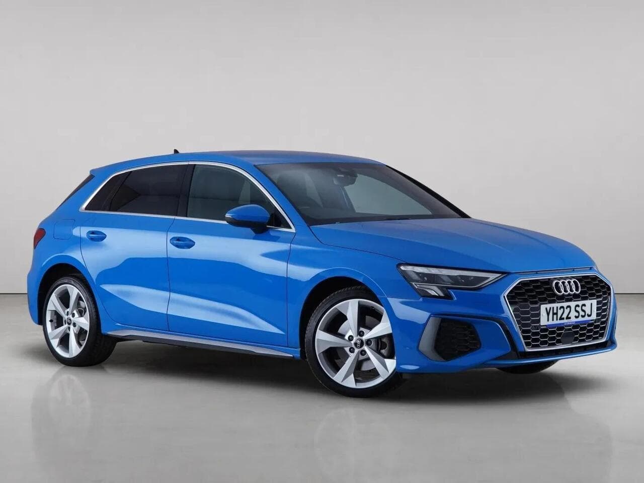 Audi A3 - Audi A3 1.4 TFSIe 40 S line Sportback S Tronic Euro 6 (s/s) 5dr 13kWh