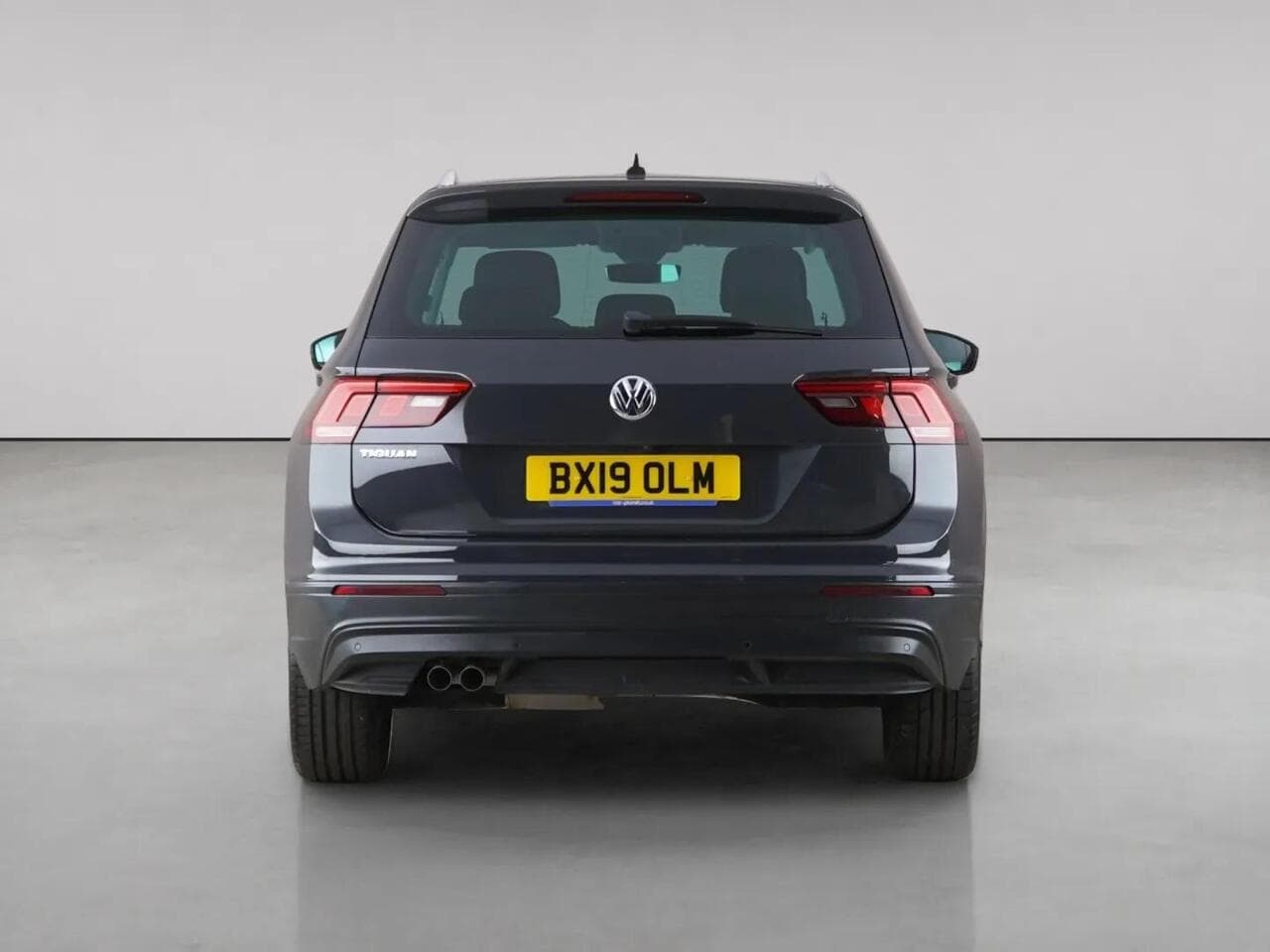 Volkswagen Tiguan thumbnail Rear
