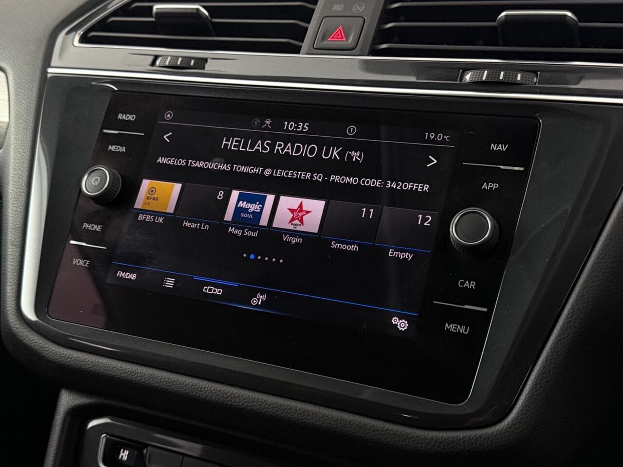 Volkswagen Tiguan Allspace thumbnail Infotainment System