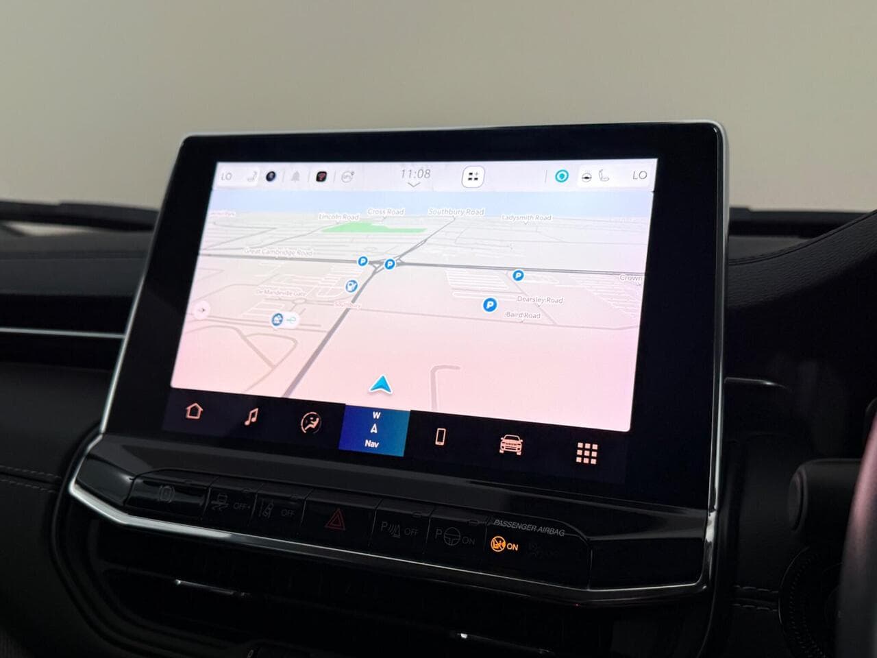Jeep Compass thumbnail Infotainment System