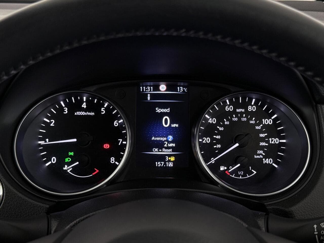 Nissan Qashqai thumbnail Driver Instruments