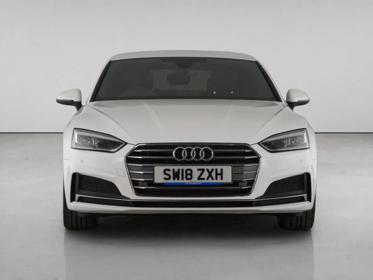 Audi A5 thumbnail Front