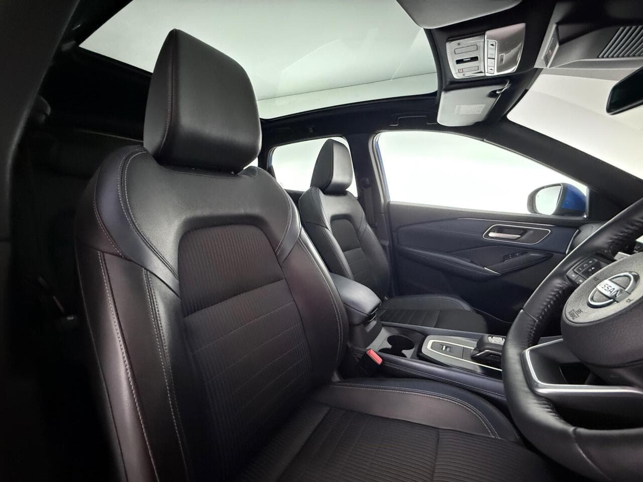 Nissan Qashqai thumbnail Seat Driver