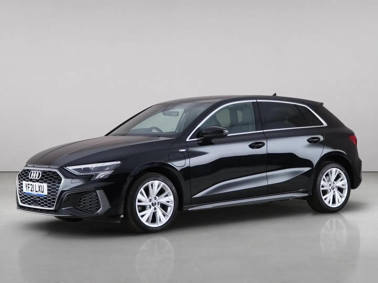 Audi A3 thumbnail Front Left