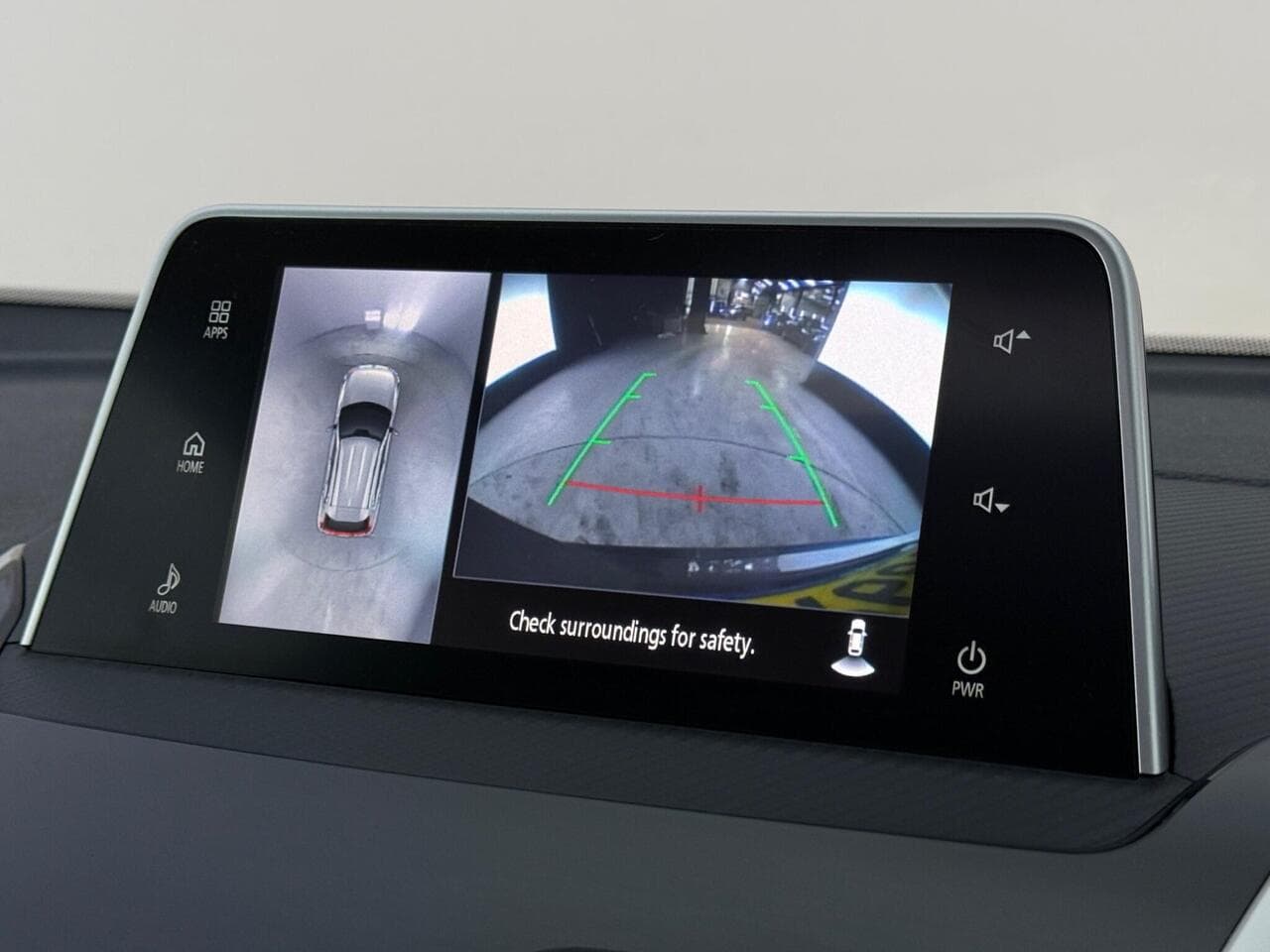 Mitsubishi Eclipse Cross thumbnail Infotainment System