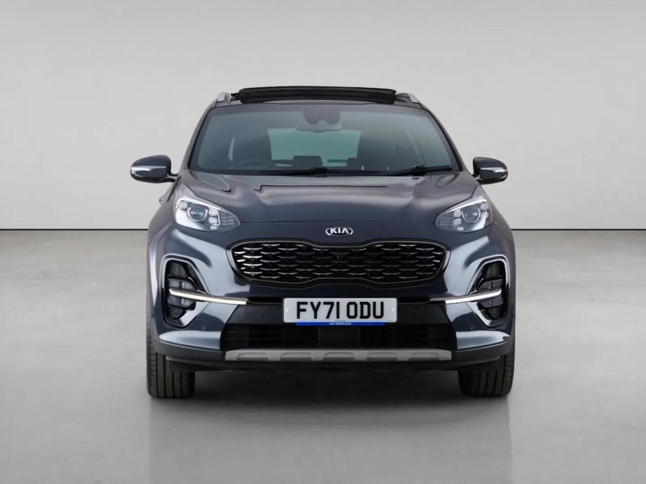 Kia Sportage thumbnail Front