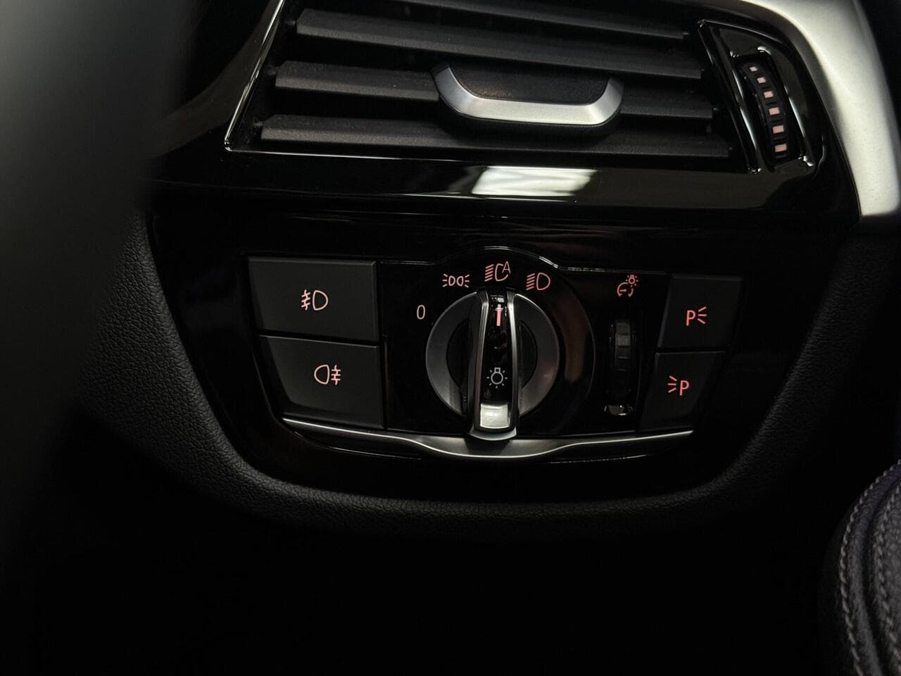 BMW 5 Series thumbnail Misc Controls