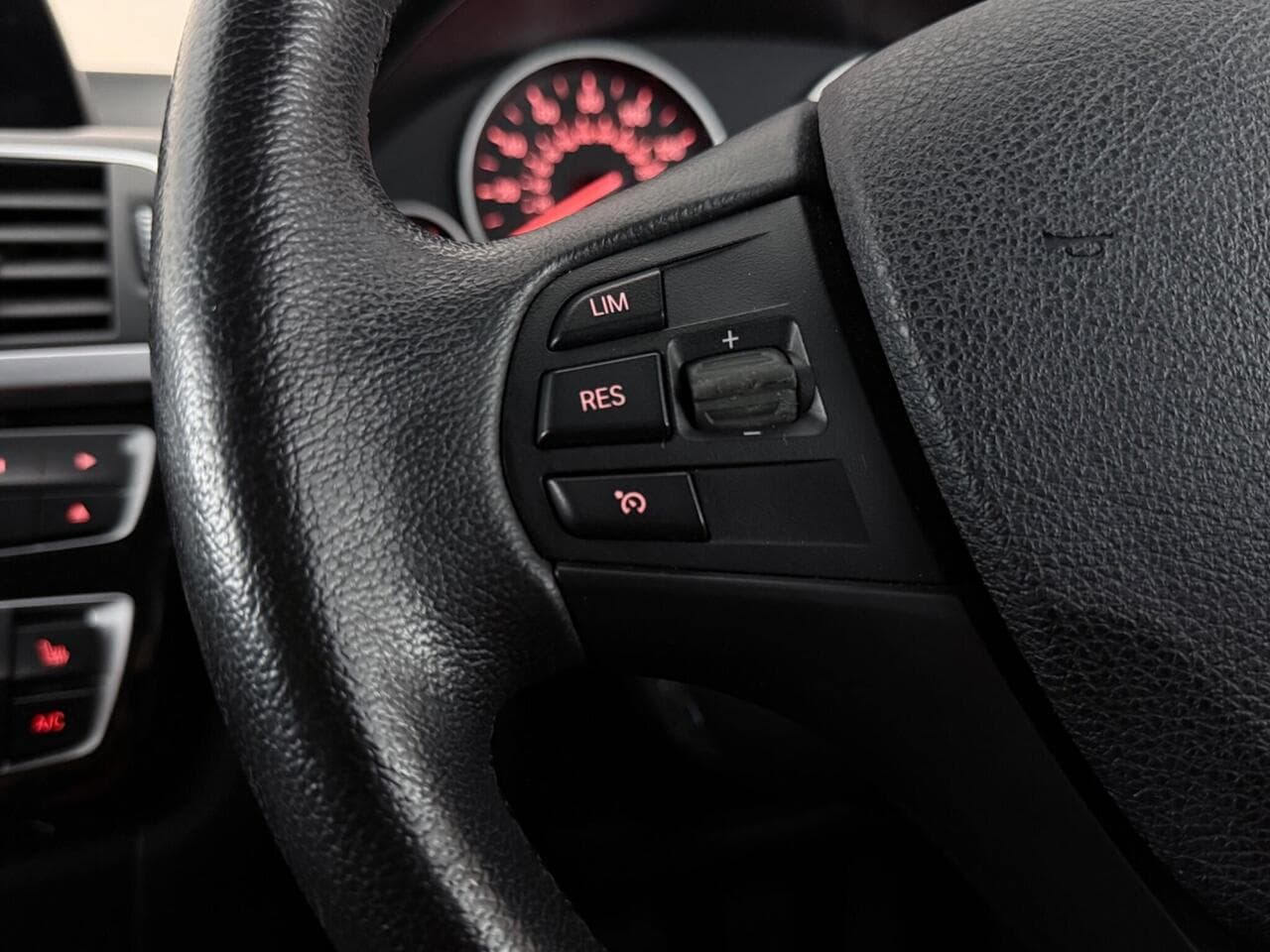 BMW 3 Series thumbnail Misc Controls