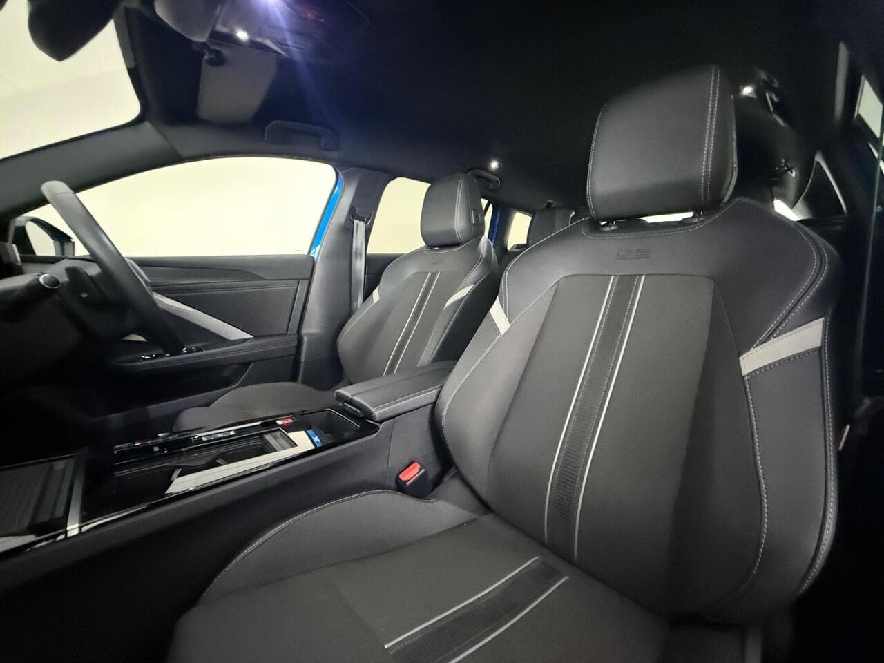 Vauxhall Astra thumbnail Seat Front Passenger