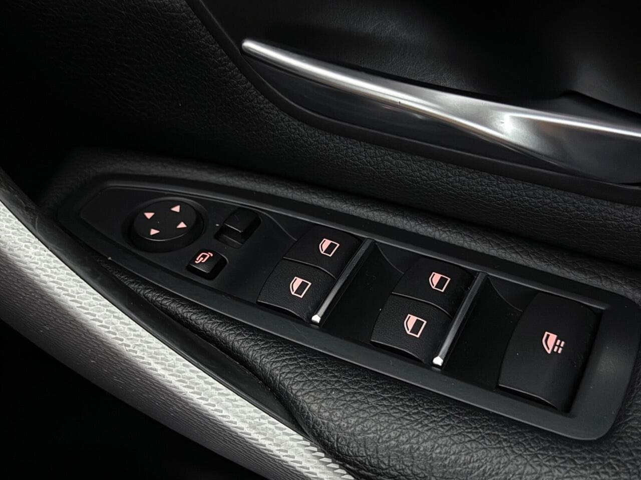 BMW 4 Series thumbnail Misc Controls