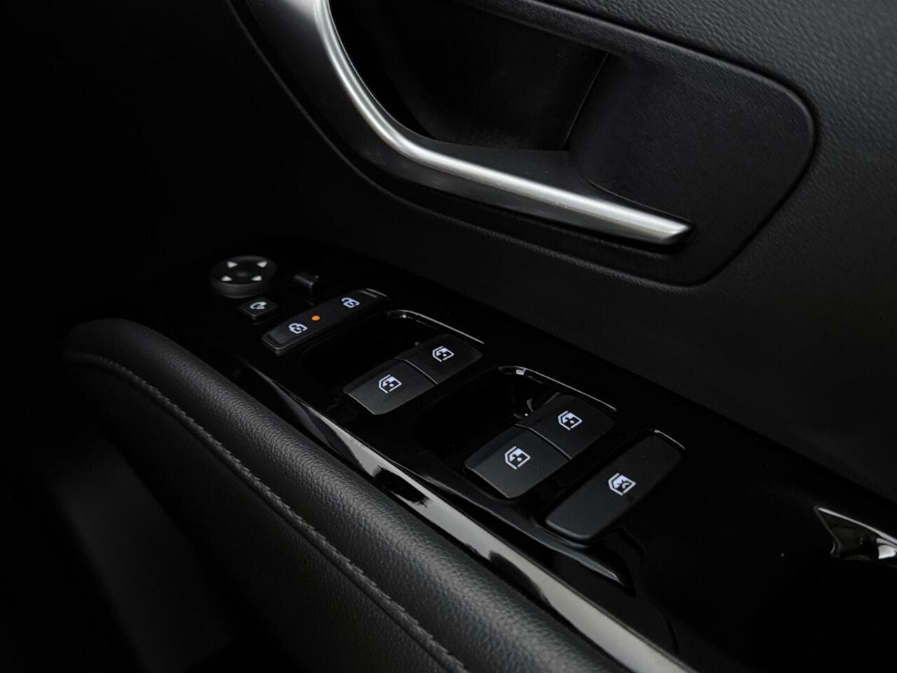 Hyundai TUCSON thumbnail Misc Controls