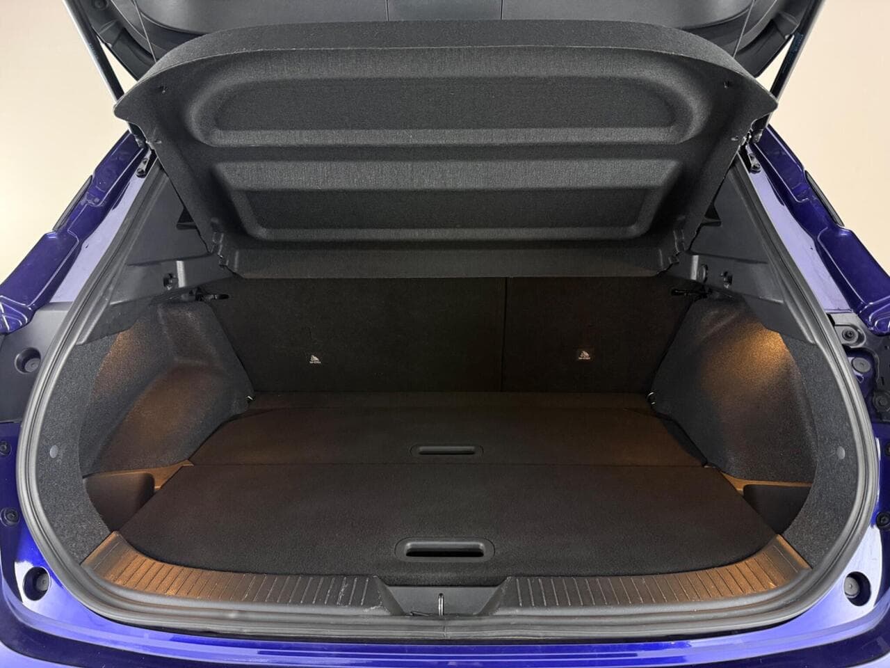 Nissan Qashqai thumbnail Boot