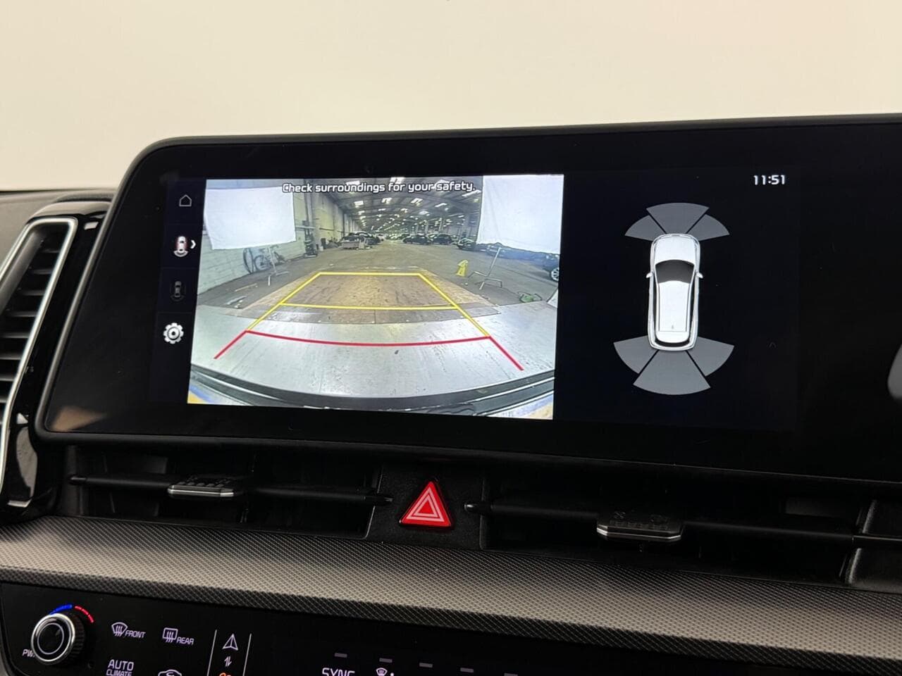 Kia Sportage thumbnail Infotainment System