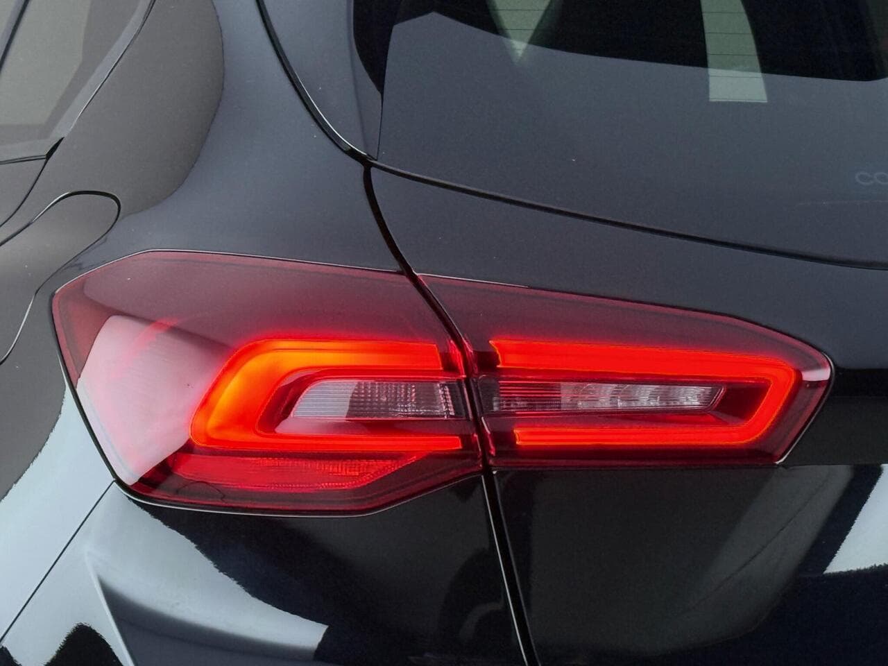 Ford Focus thumbnail Lights Rear