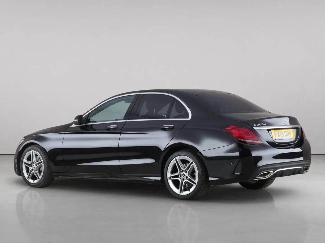 Mercedes-Benz C Class thumbnail Rear Left