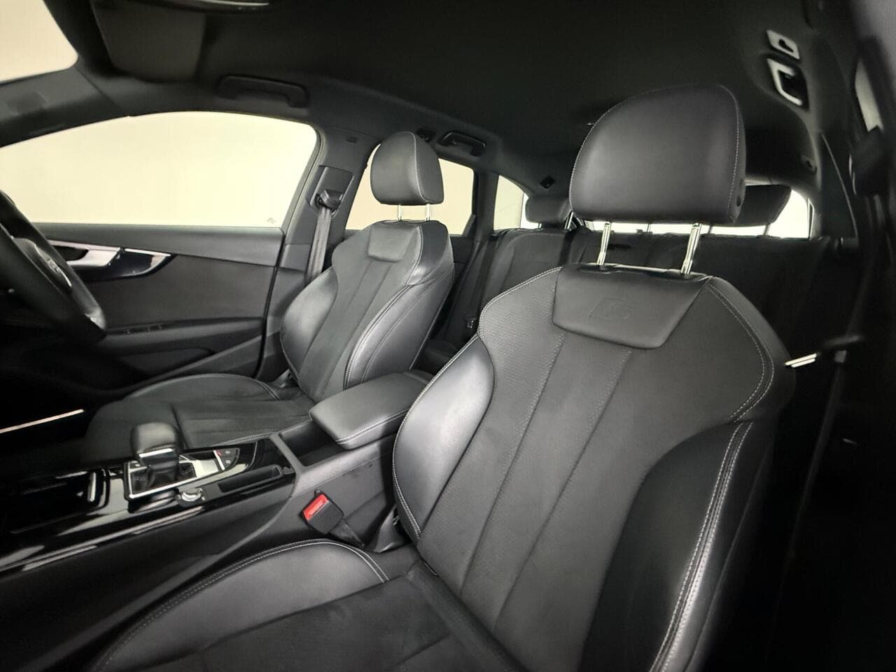 Audi A4 Avant thumbnail Seat Front Passenger
