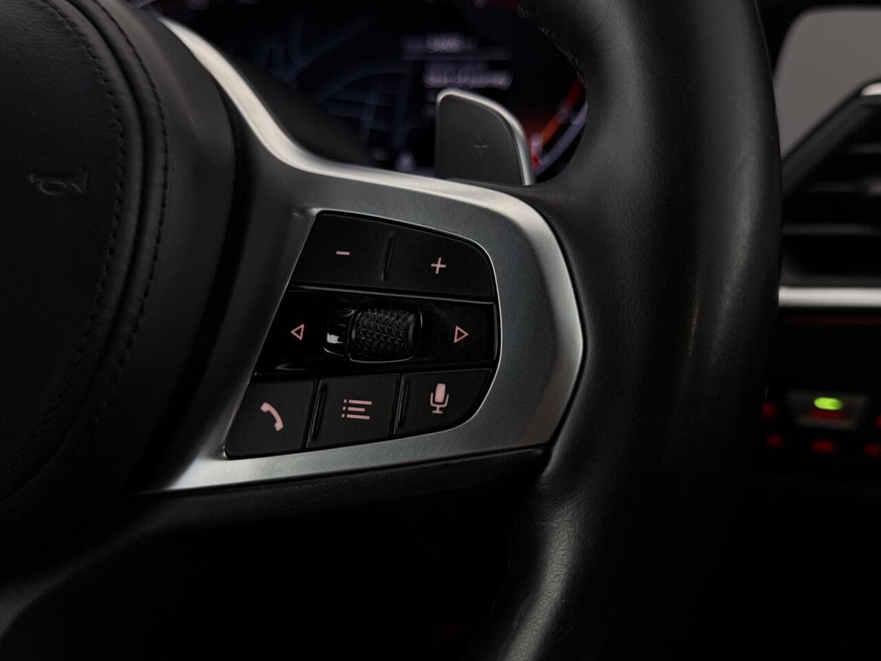 BMW 4 Series thumbnail Misc Controls