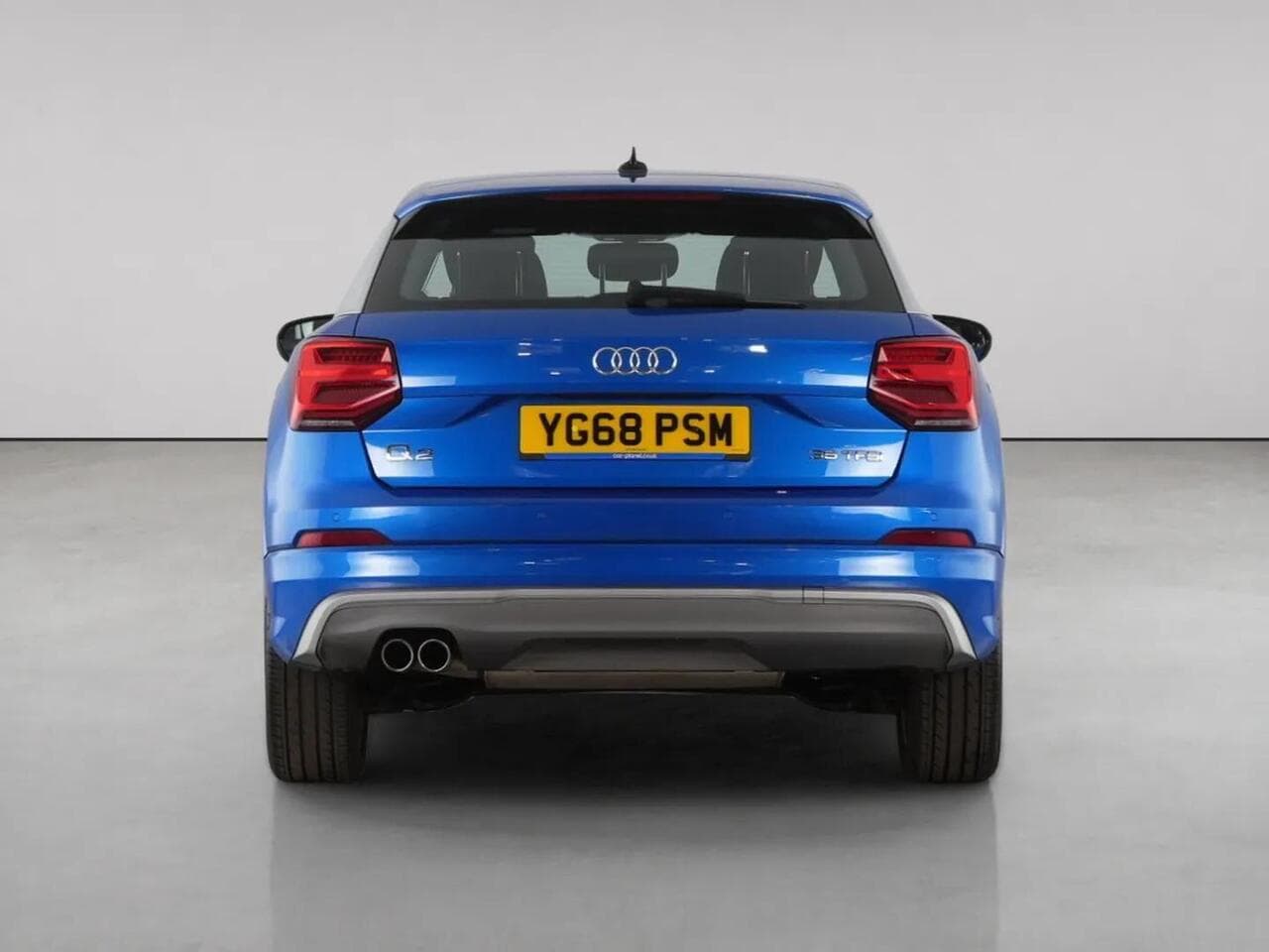 Audi Q2 thumbnail Rear