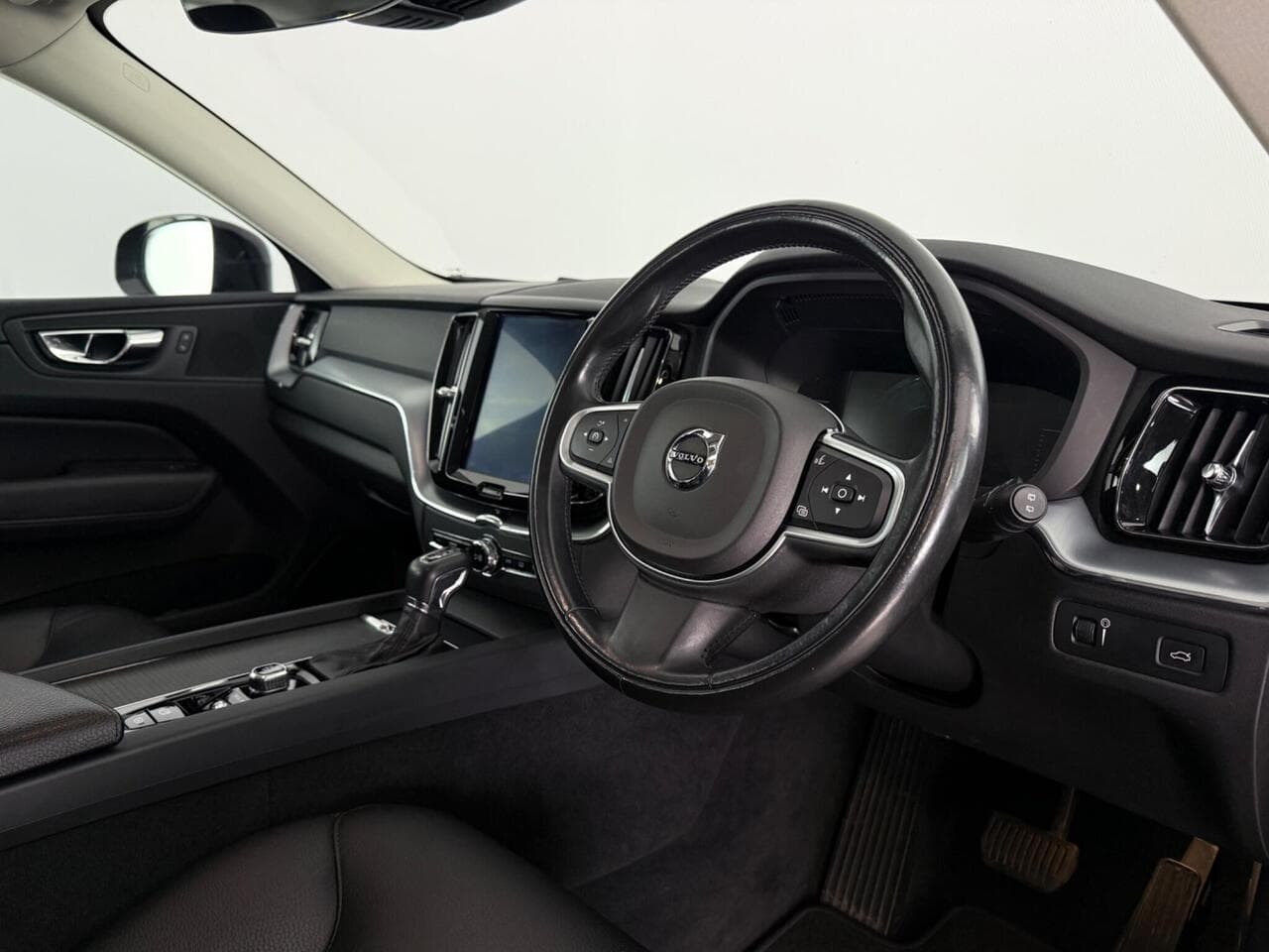 Volvo XC60 thumbnail Interior Front