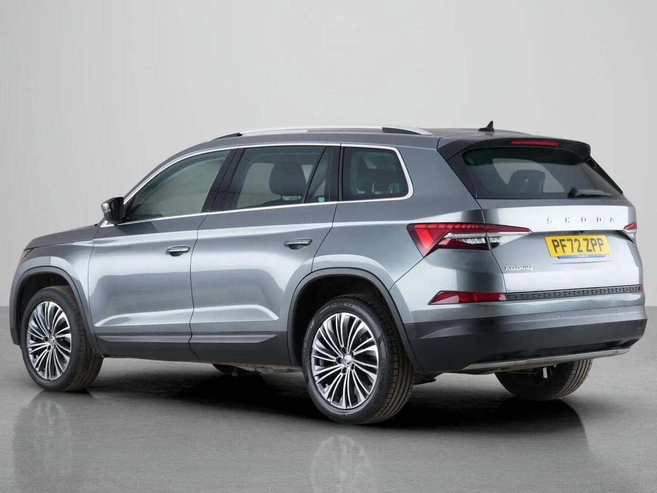 Skoda Kodiaq thumbnail Rear Left