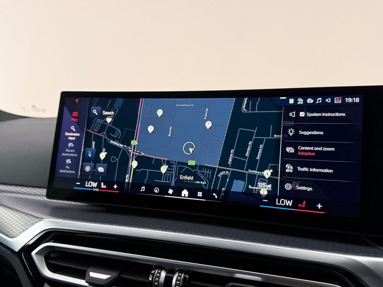 BMW i4 thumbnail Infotainment System
