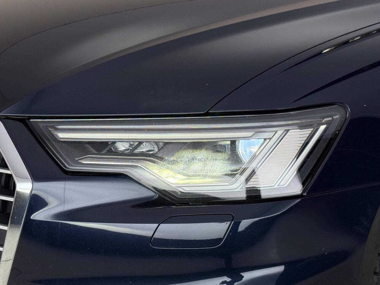 Audi A6 Saloon thumbnail Lights Front