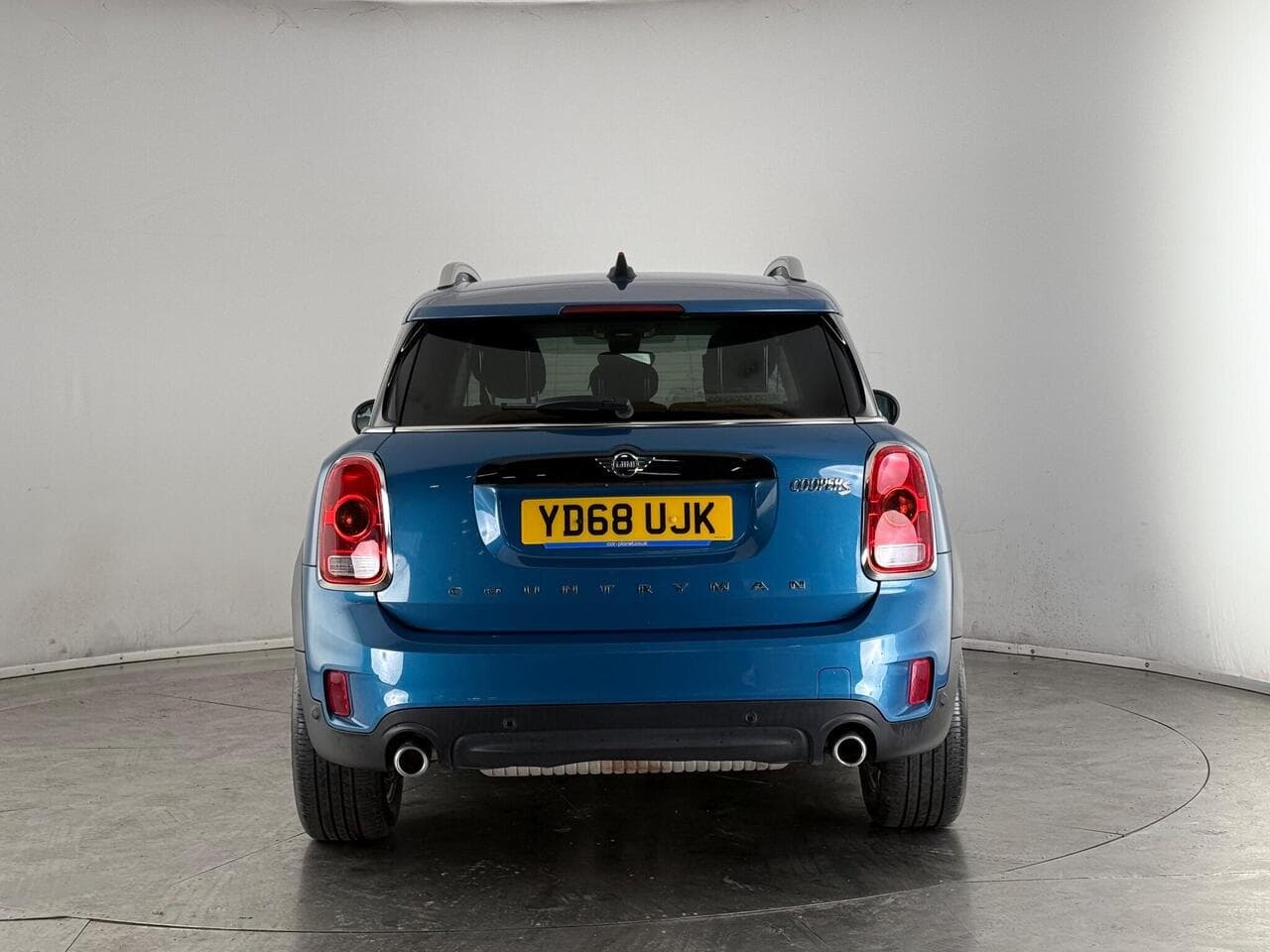 MINI Countryman thumbnail Rear