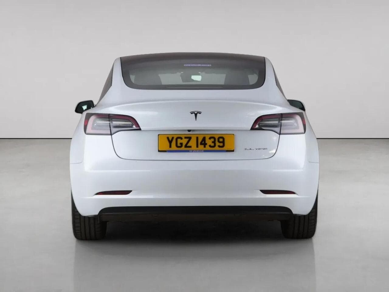 Tesla Model 3 thumbnail Rear