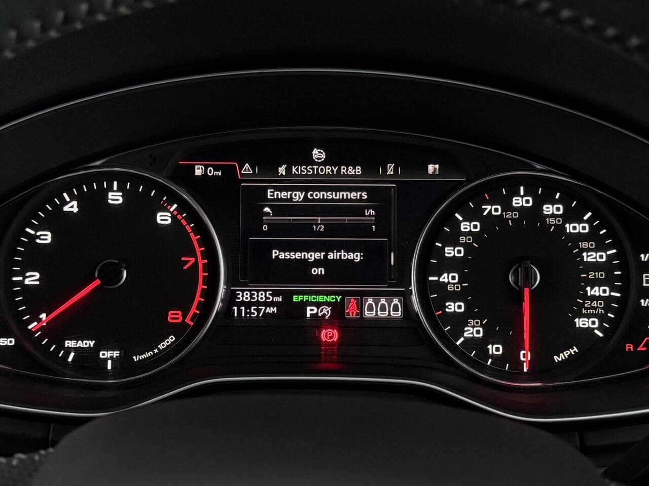 Audi Q5 thumbnail Driver Instruments