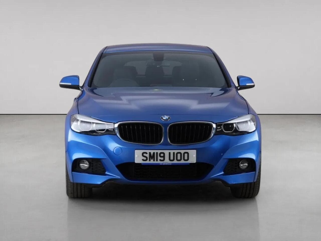 BMW 3 Series Gran Turismo thumbnail Front