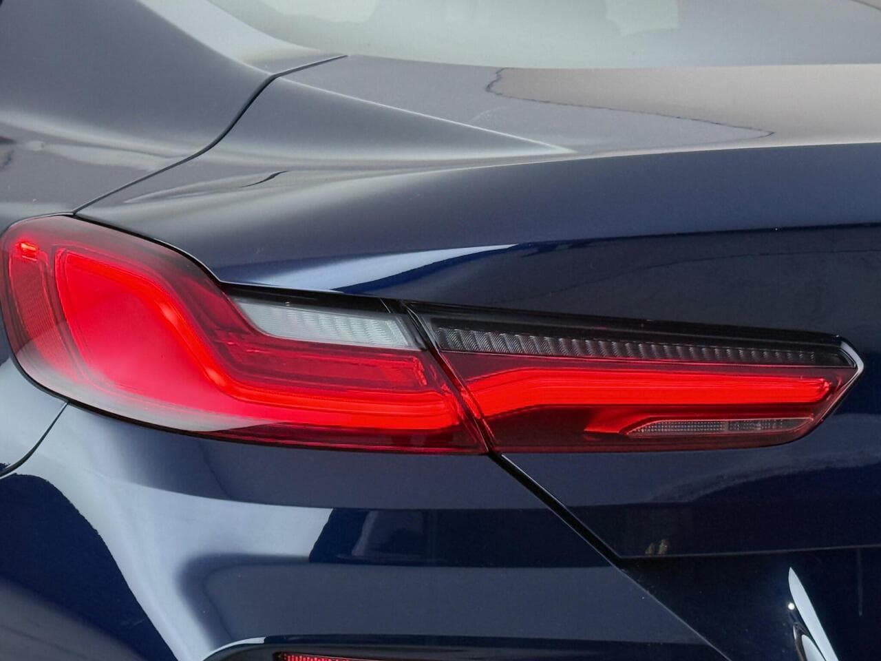 BMW 8 Series thumbnail Lights Rear