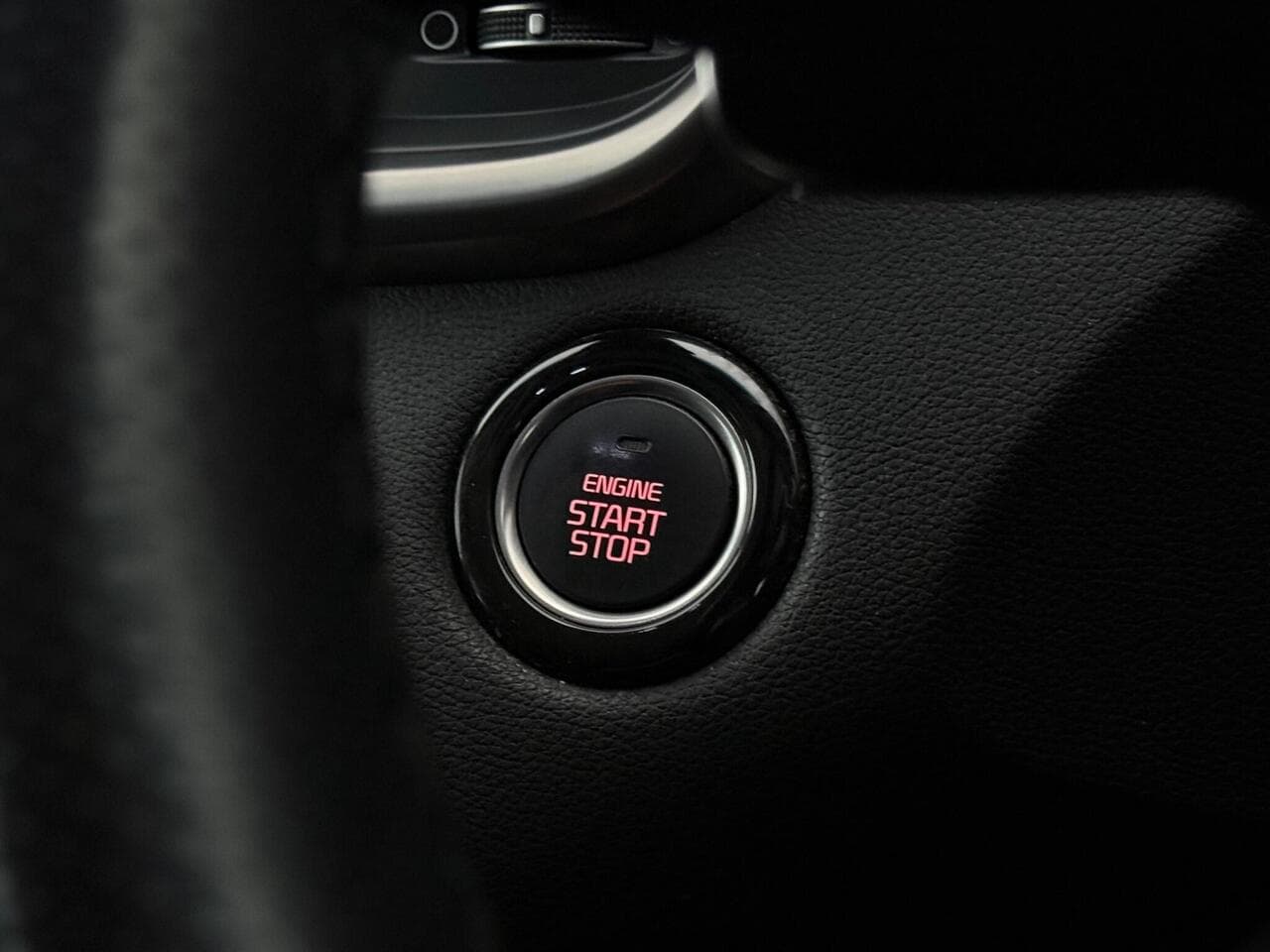 Kia Sorento thumbnail Misc Controls