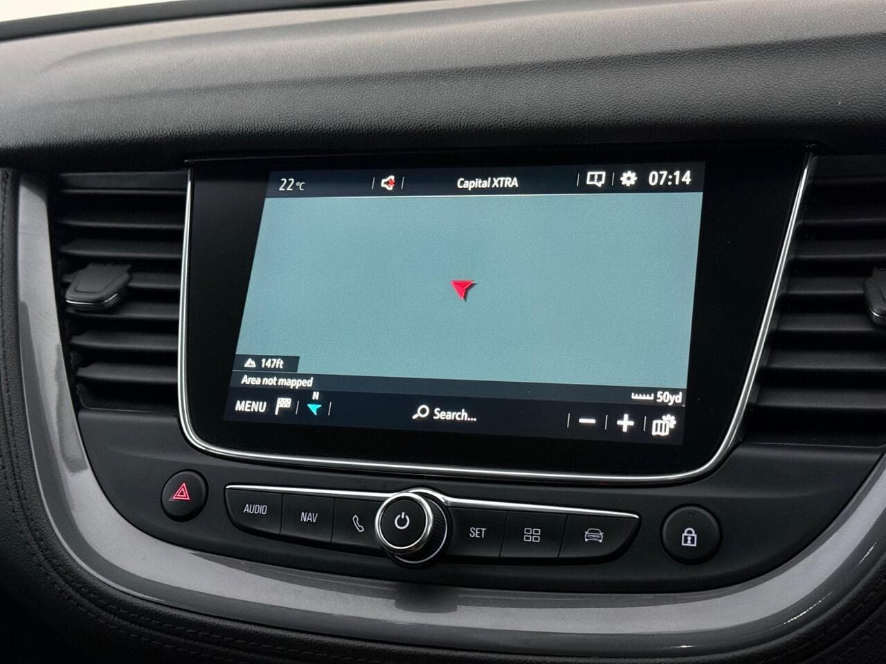 Vauxhall Grandland X thumbnail Infotainment System