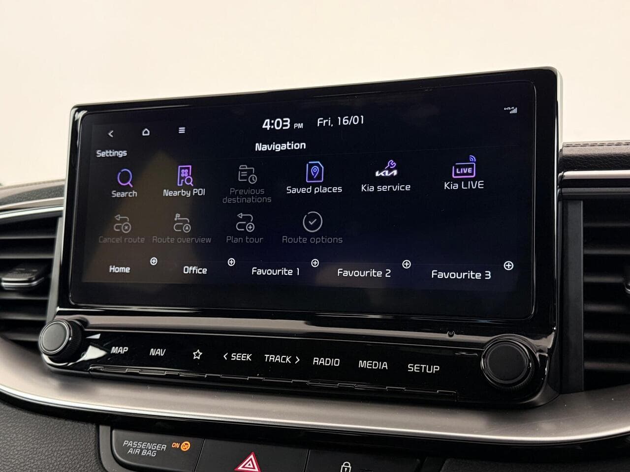 Kia Ceed thumbnail Infotainment System
